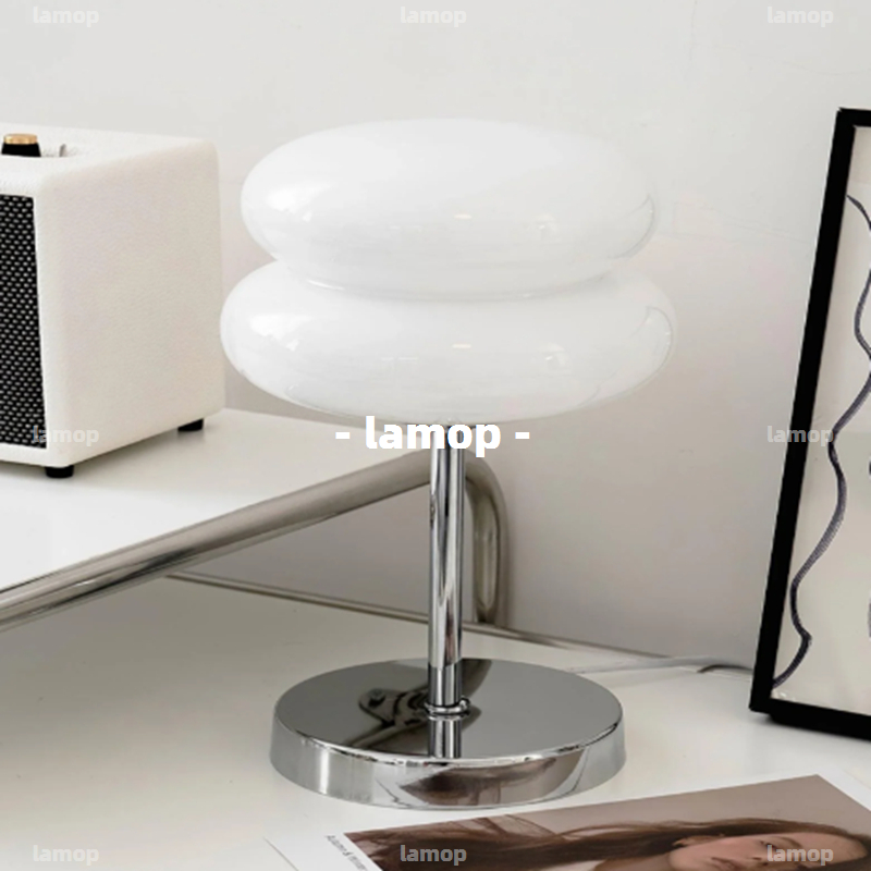 Lighting Decoration In Bedroom - Lámpara de Mesa Bauhaus Cream-Globe, Estilo