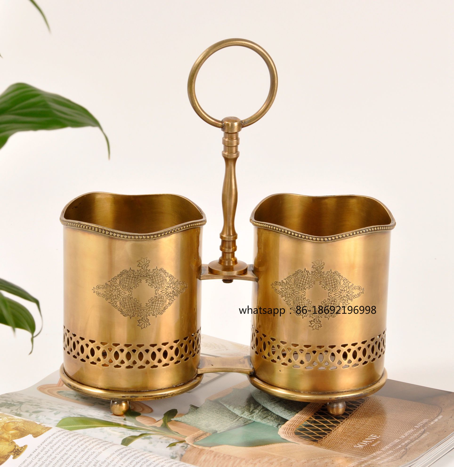 Tubo para cubiertos con mango  - Decor Lighting India reseña y precio
